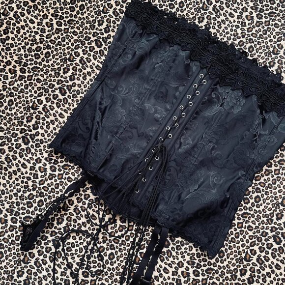 Frederick’s of Hollywood black corset - Picture 4 of 7